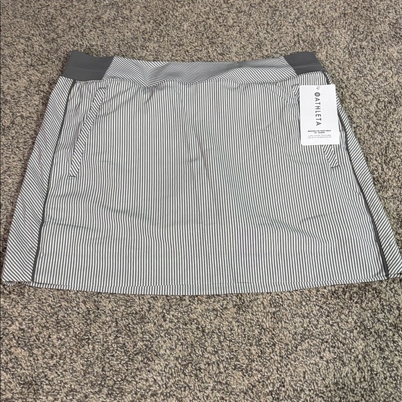 Athleta Brooklyn Textured 16” skort size 12 NWT - Picture 1 of 5